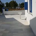 Marousi Perissa (Santorini)
