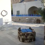 Marousi Perissa (Santorini)