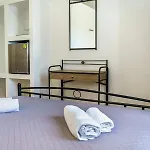 Marousi 4* Περίσσα