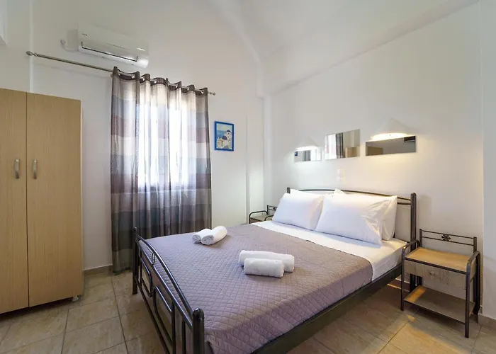 Marousi 4* Perissa (Santorini)