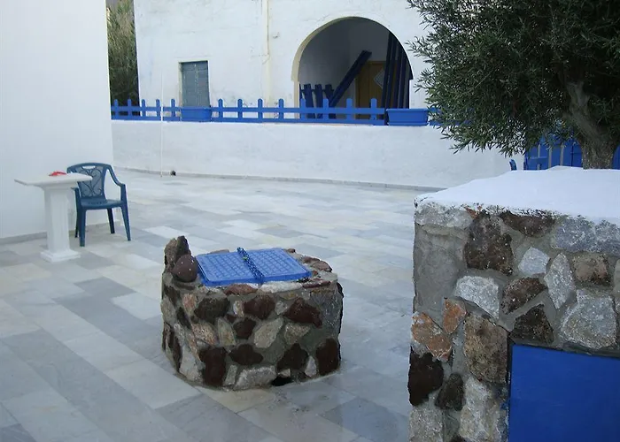 Apartahotel Marousi Perissa (Santorini)