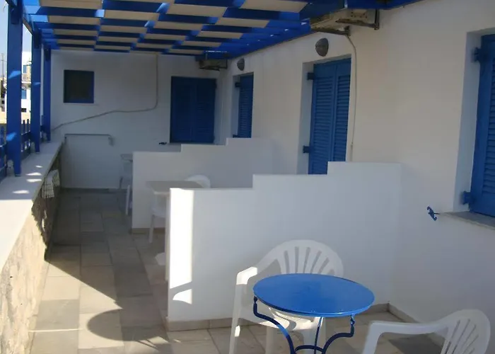 Apartahotel Marousi Perissa (Santorini)