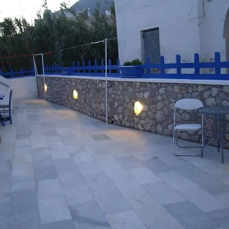 Marousi 4* Perissa (Santorini)