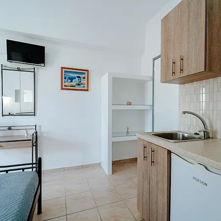 Marousi Apartmanhotel 4*