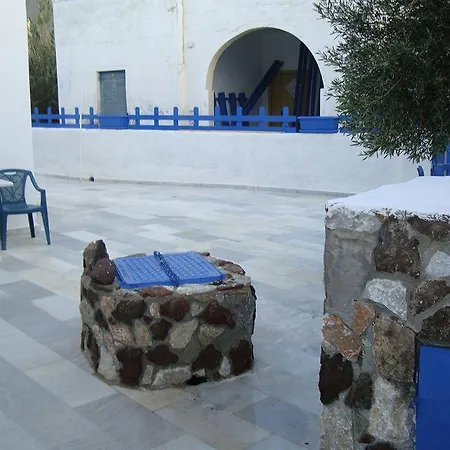 Aparthotel Marousi Perissa (Santorini)