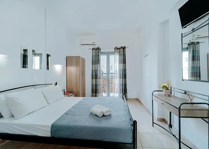 Marousi 4* Perissa (Santorini)