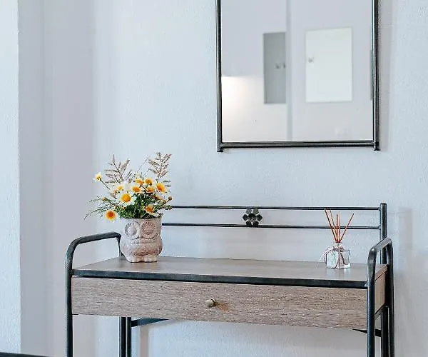 Apartmanhotel Marousi Perísza