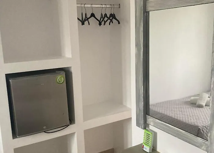 Marousi Apartmanhotel Perísza